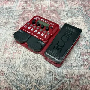 Zoom B1xfour Bass Pedal