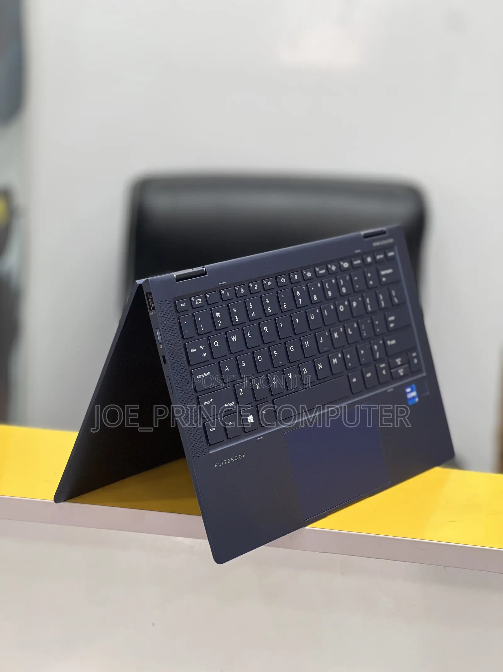 New Laptop HP Dragonfly G2 16GB Intel Core I7 SSD 512GB