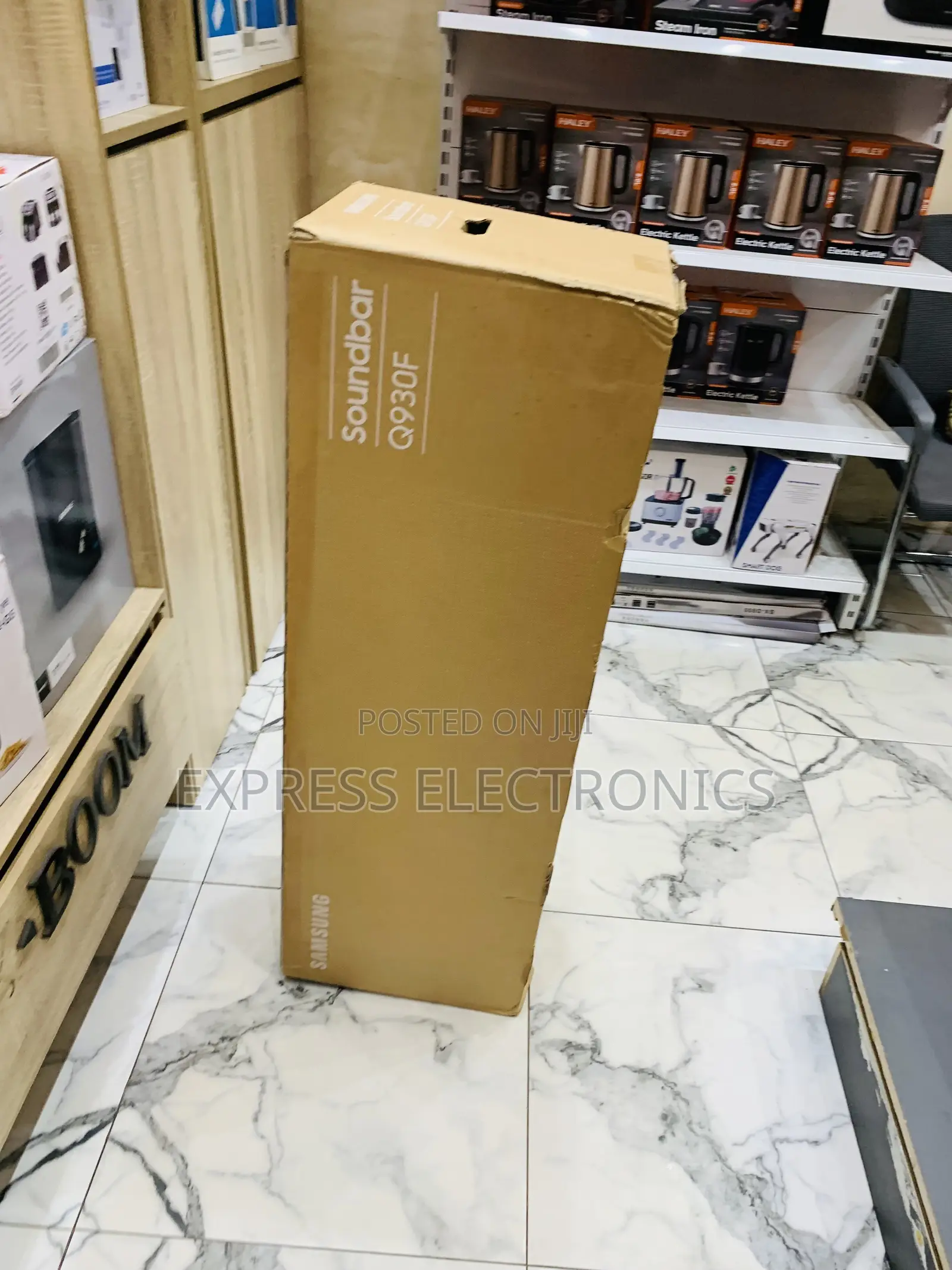 Ultra Modern Black Sound System Samsung Q930f