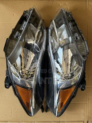 Toyota Yaris 2017 - 2019 Headlight
