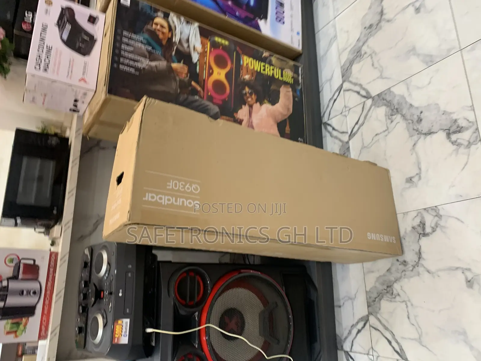 Unique Sleek Bluetooth Samsung Hw-Q930f Electric 9.1.4ch 540 Watts