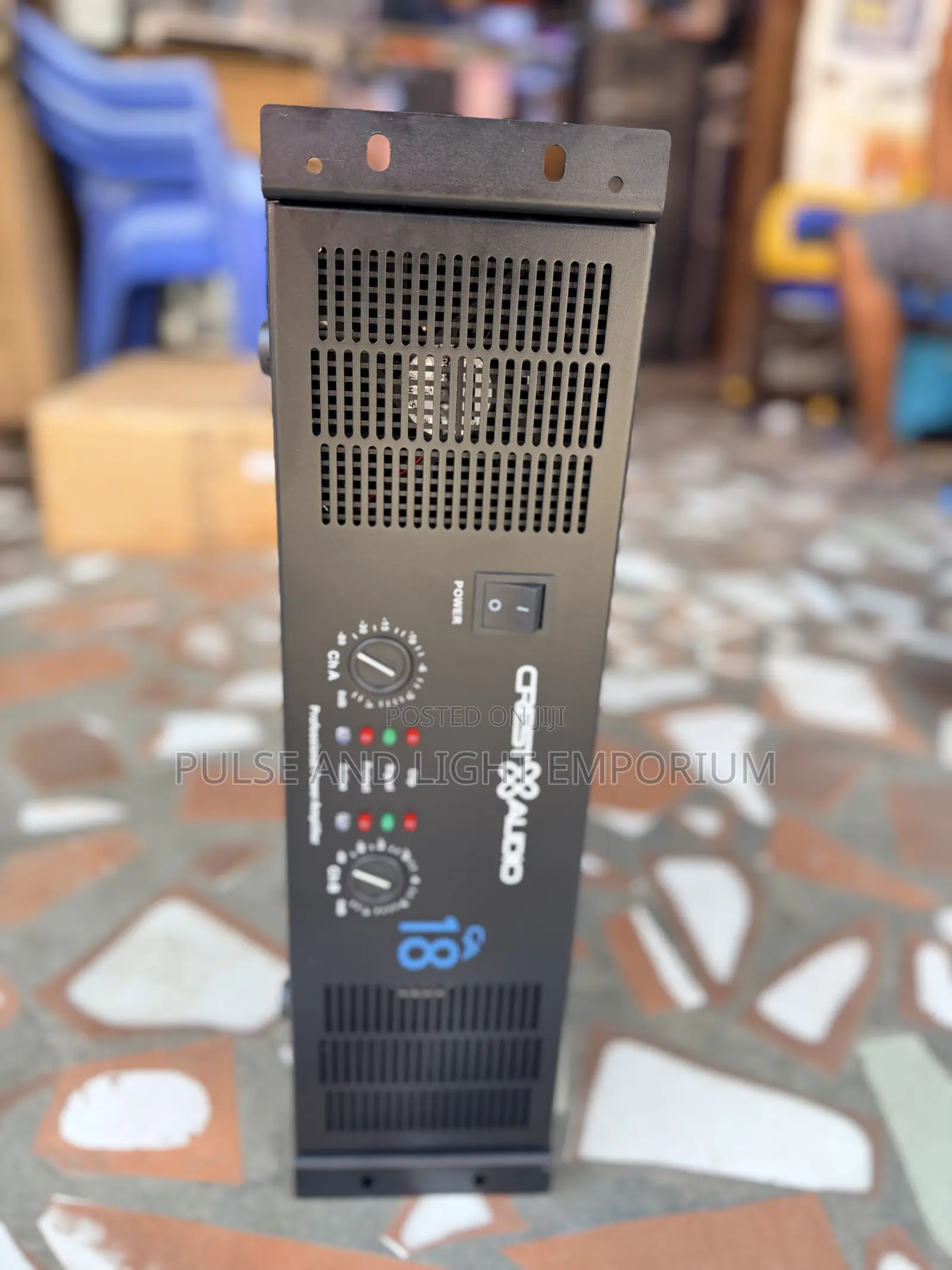 Crest Audio Ca 18 Professional Power Amplifier