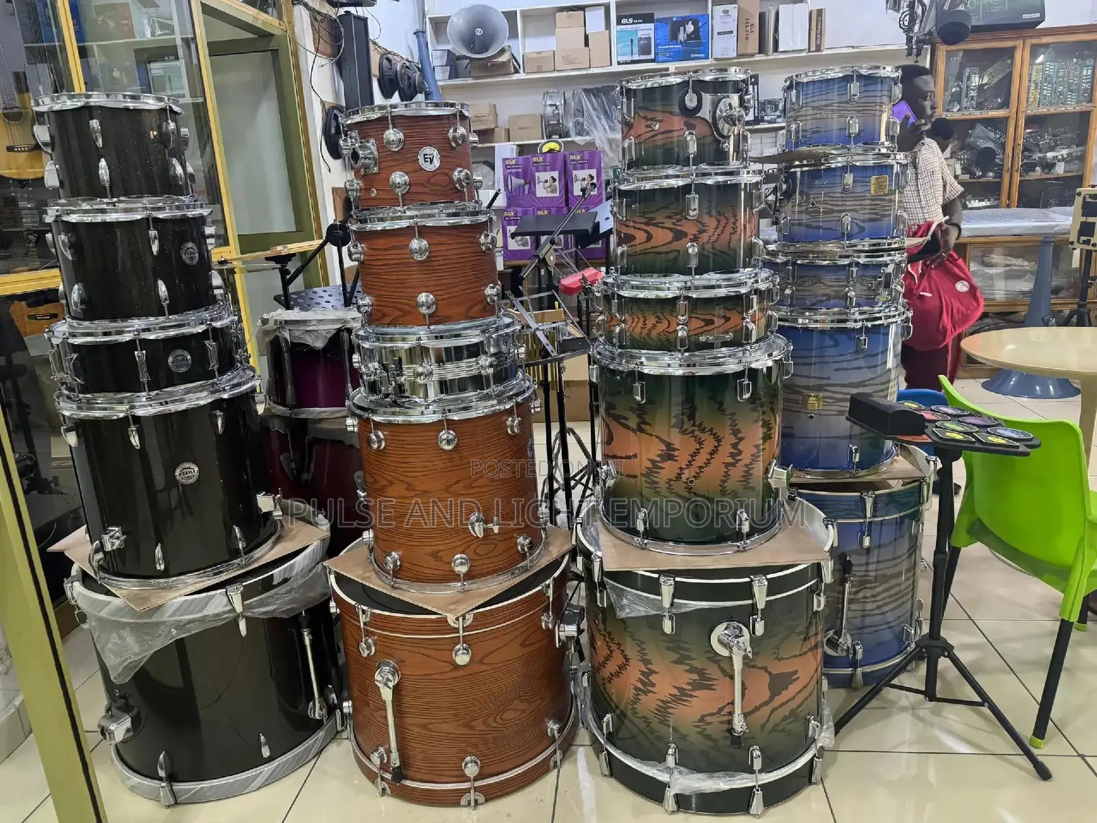 Tama Drum (5 Set)