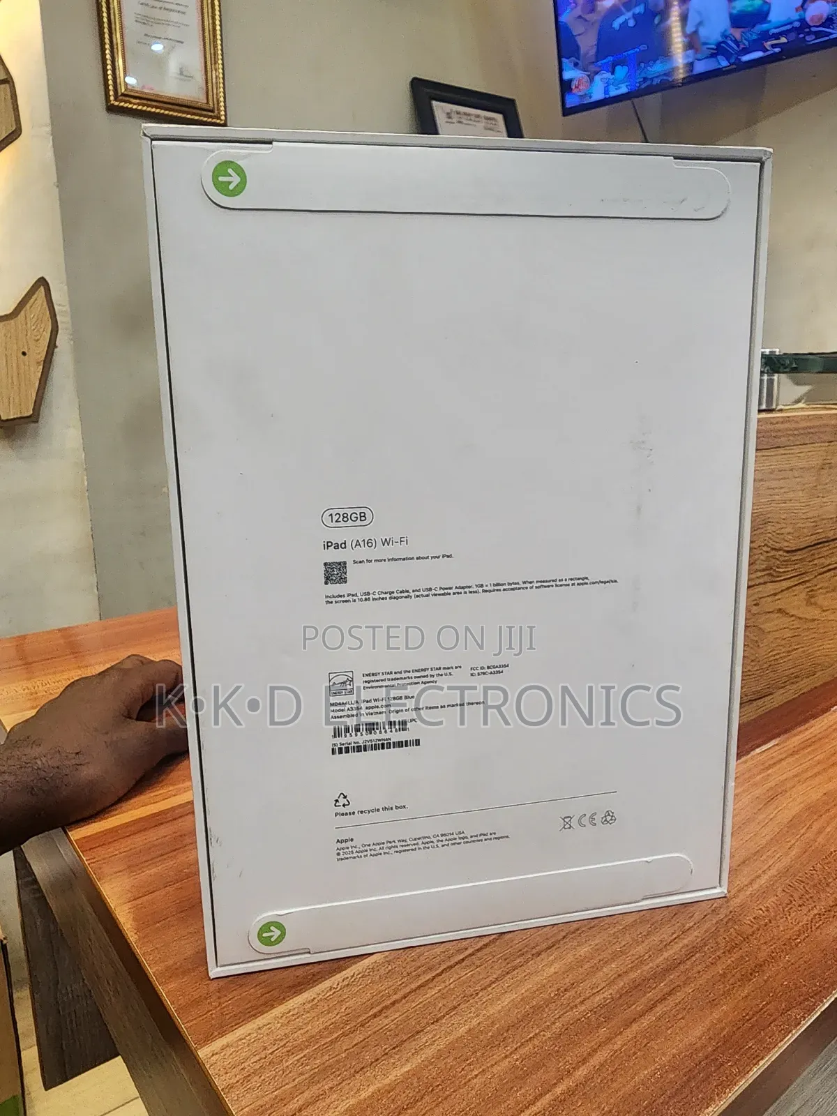 New Apple iPad (2025) 128 GB Black