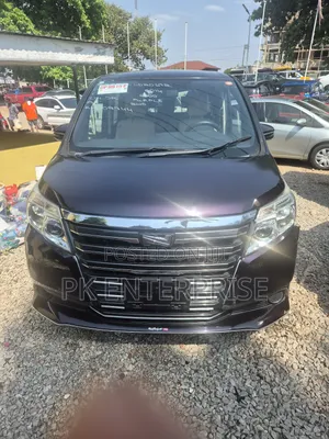 Toyota Noah 2015 Purple