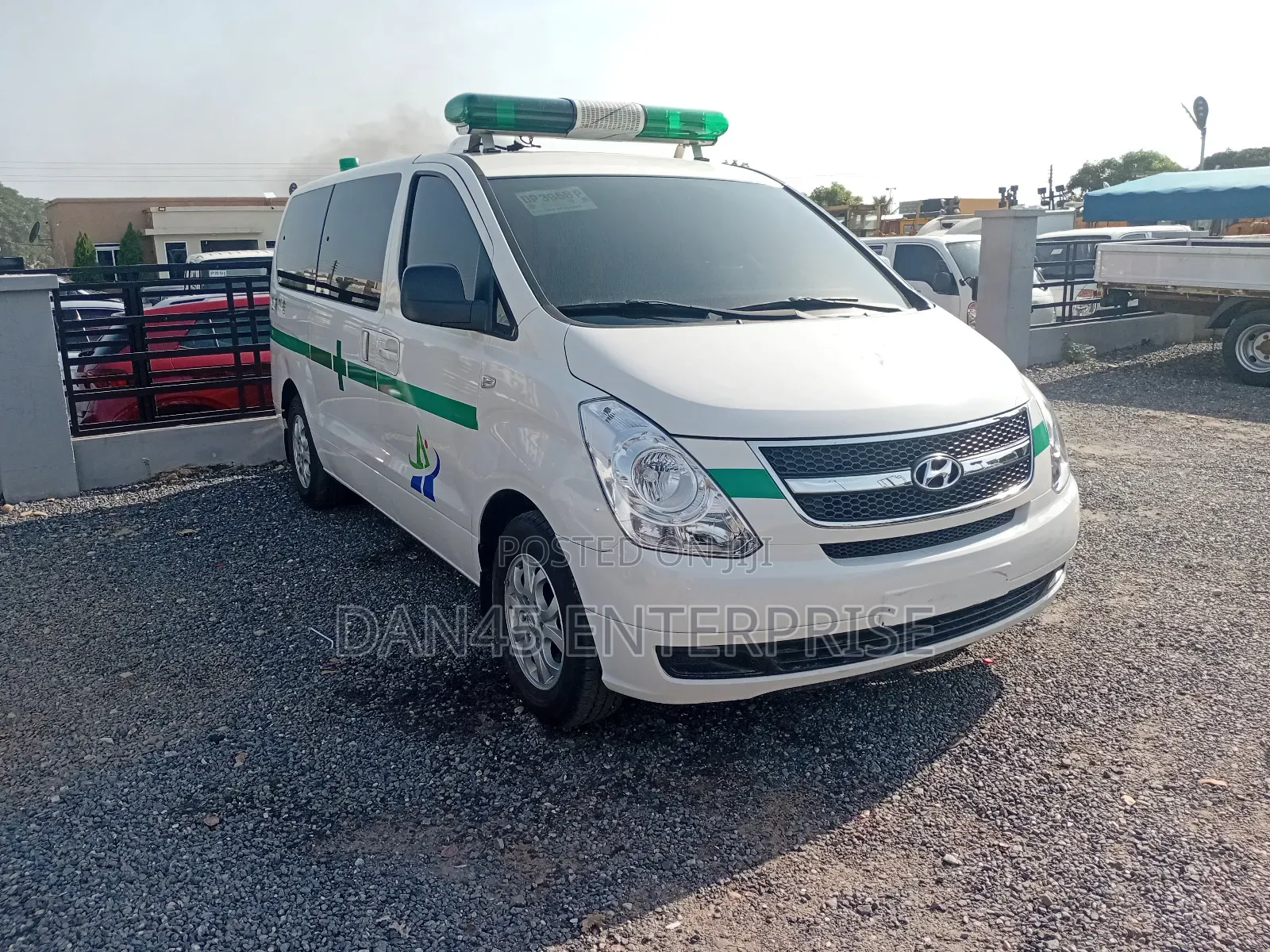 Hyundai Starex 2015 White