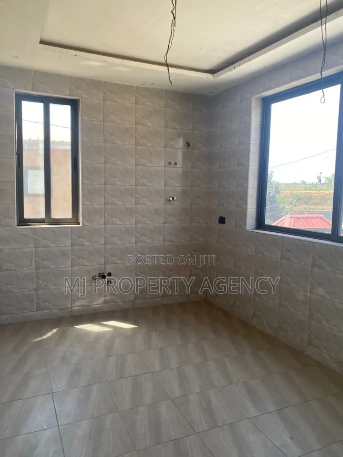 3bdrm Apartment in Golf Estate Tema for rent
