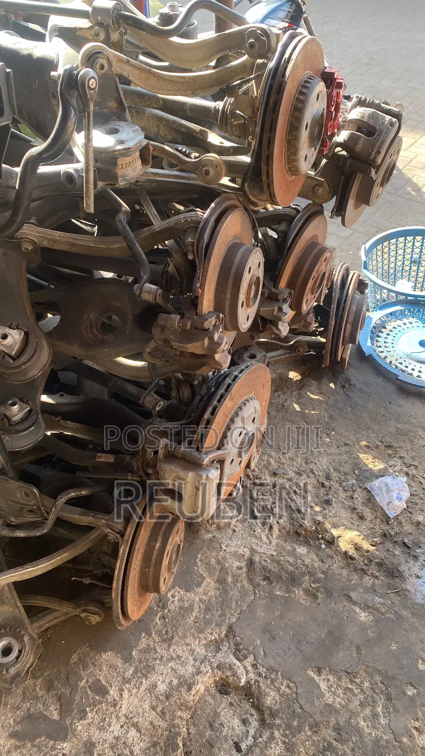 All Kinds of Mercedes Benz Front and Back Axel