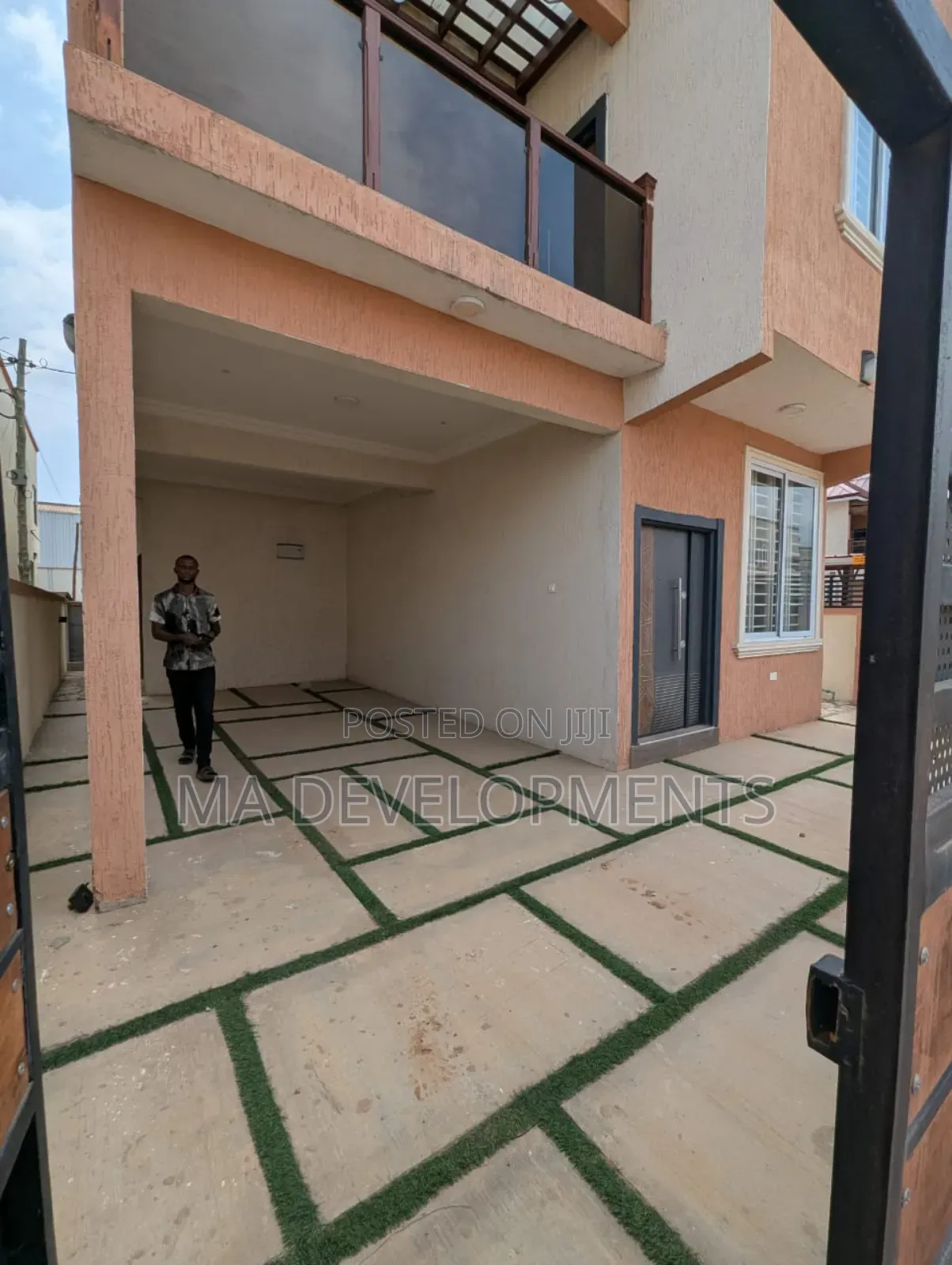 Furnished 3bdrm House in Madev Realty, Achimota for rent