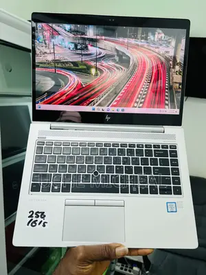 Laptop HP EliteBook 840 G5 16GB Intel Core I5 SSD 16 GB
