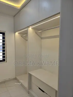 4bdrm Mansion in Gringo Lynks Premium, Lashibi for sale