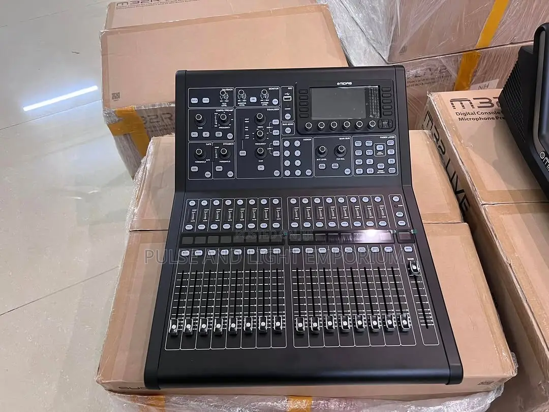 Midas M32r Live 40-channel Digital Mixer