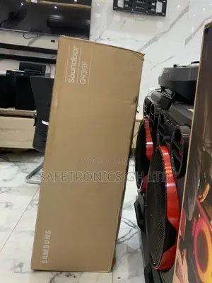 Sealed Black 540 Watts Samsung Bluetooth 9.1.4ch Q930 Soundbar