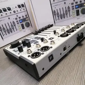 Behringer Flow 8 8-input Digital Mixer With Bluetooth