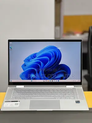 Laptop HP Envy X360 Convertible 15 Es2xx 8GB Intel Core I5 SSD 256GB