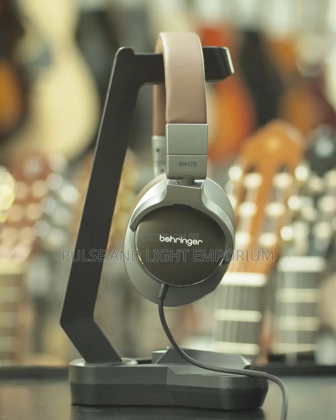 Behringer Bh470 Studio Monitoring Headphones
