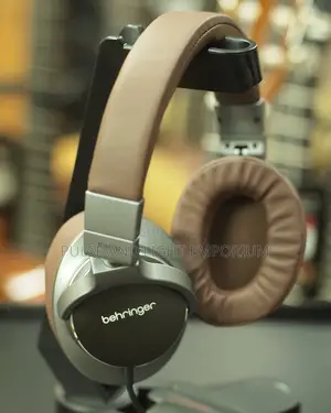 Behringer Bh470 Studio Monitoring Headphones
