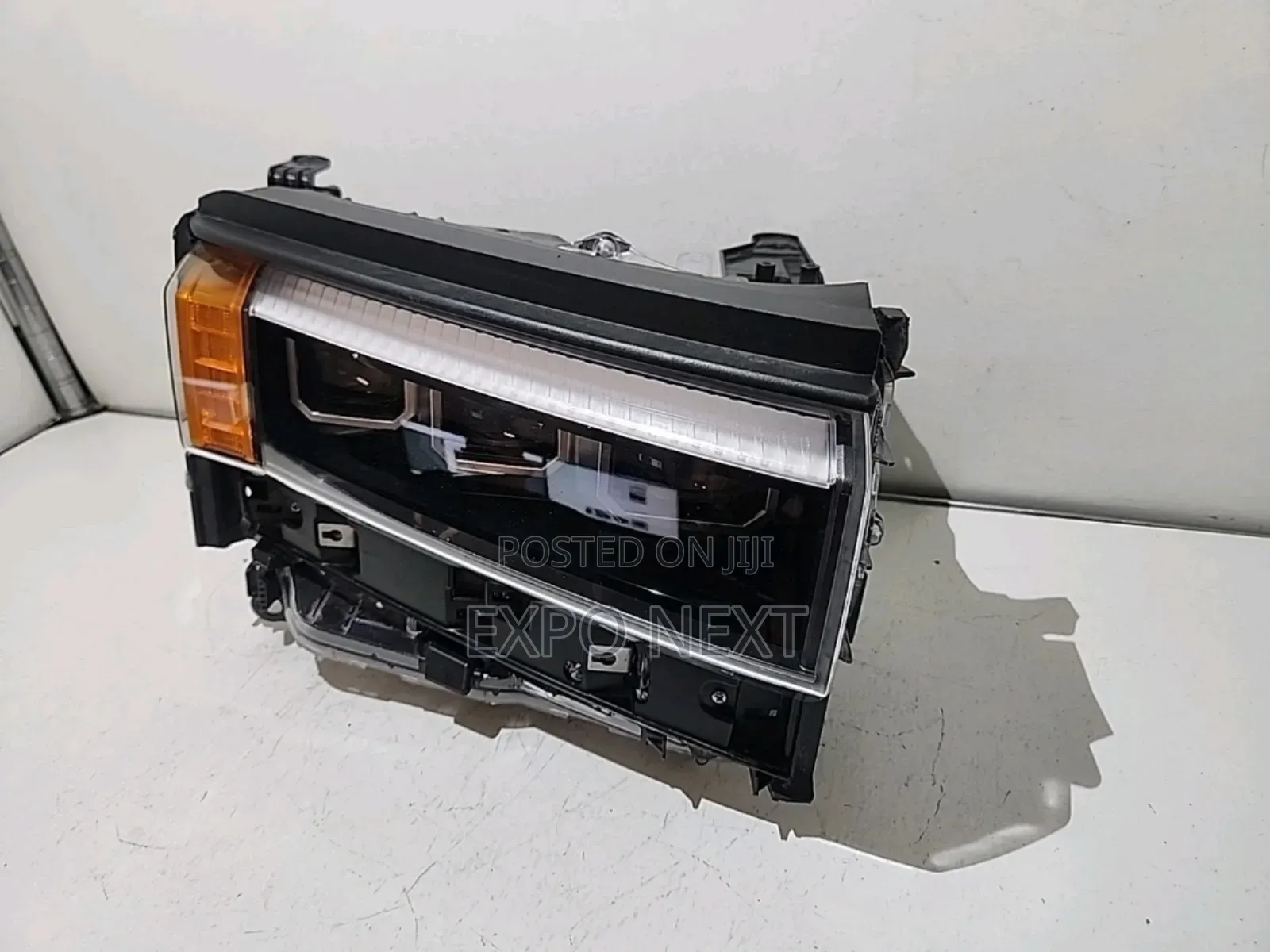 2024 2025 Toyota Land Cruiser Passenger Rh Side Triple Led Headlight