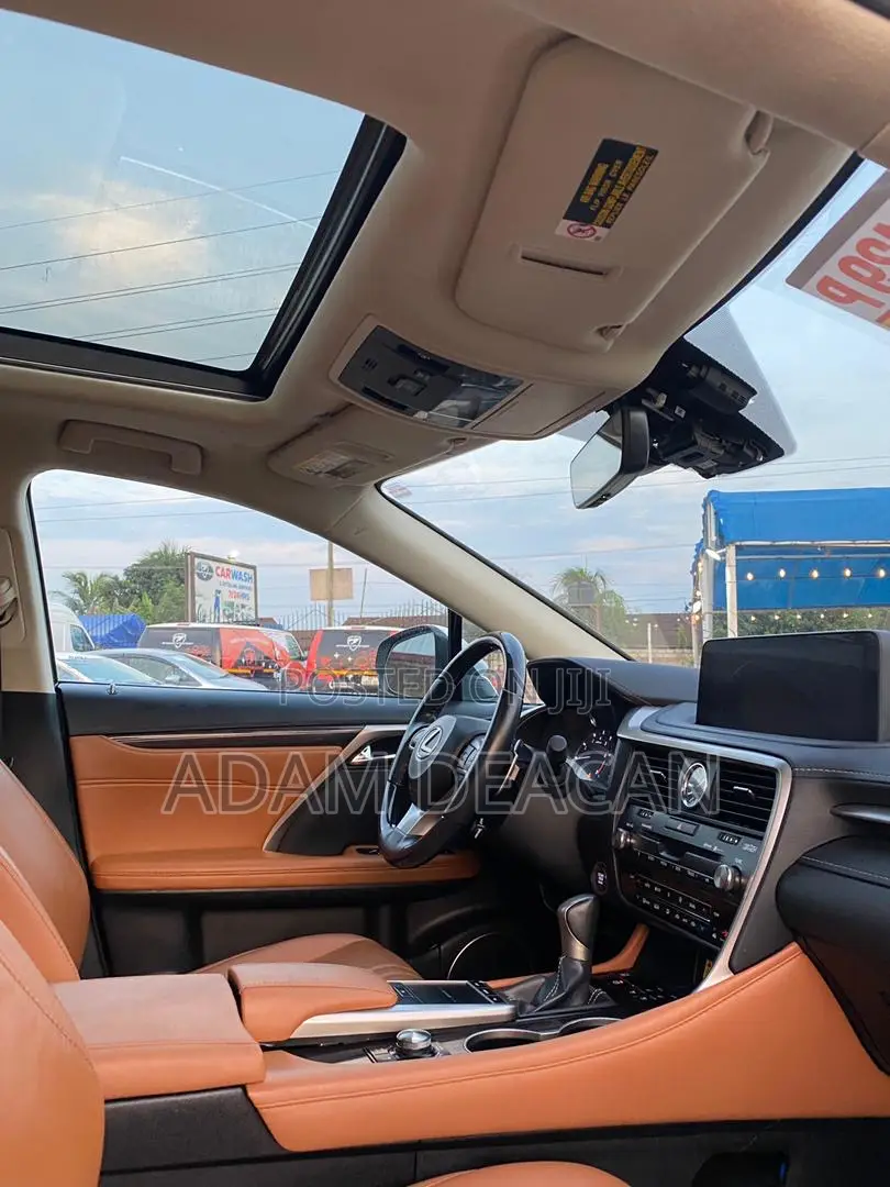 Lexus RX 2022 White