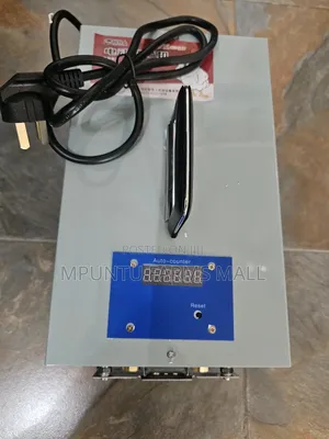 Automatic Counter Debeaking Machine
