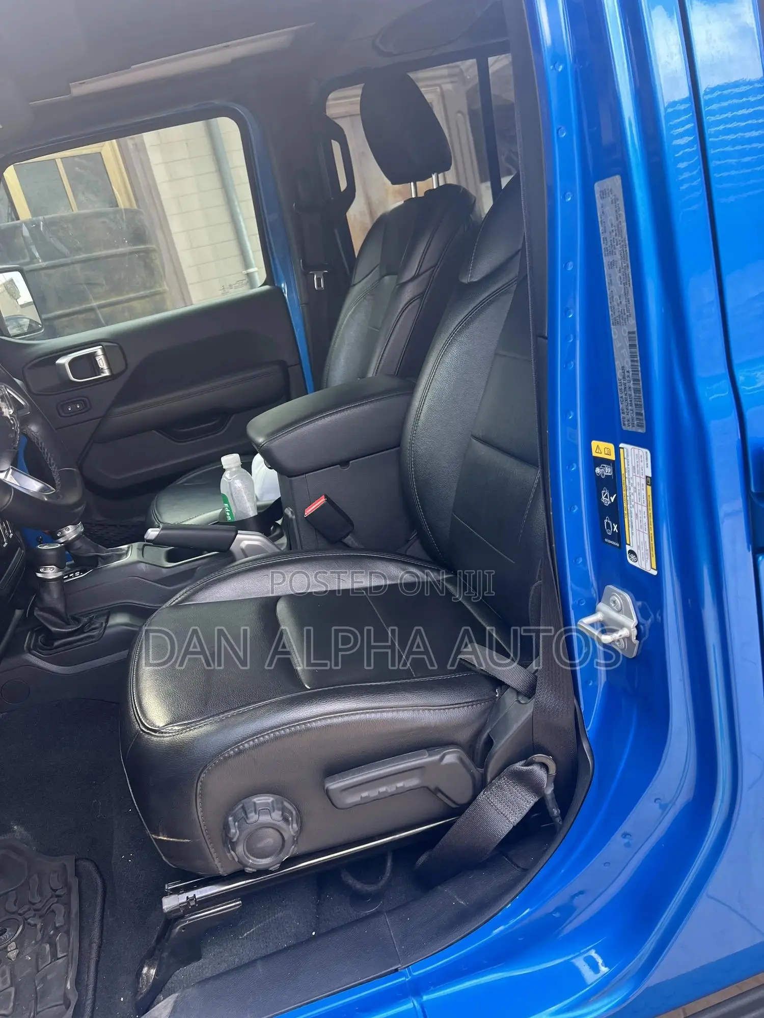 Jeep Wrangler 2022 Blue