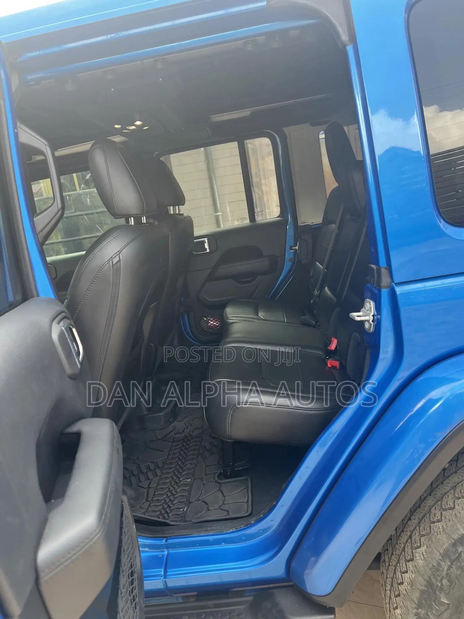 Jeep Wrangler 2022 Blue