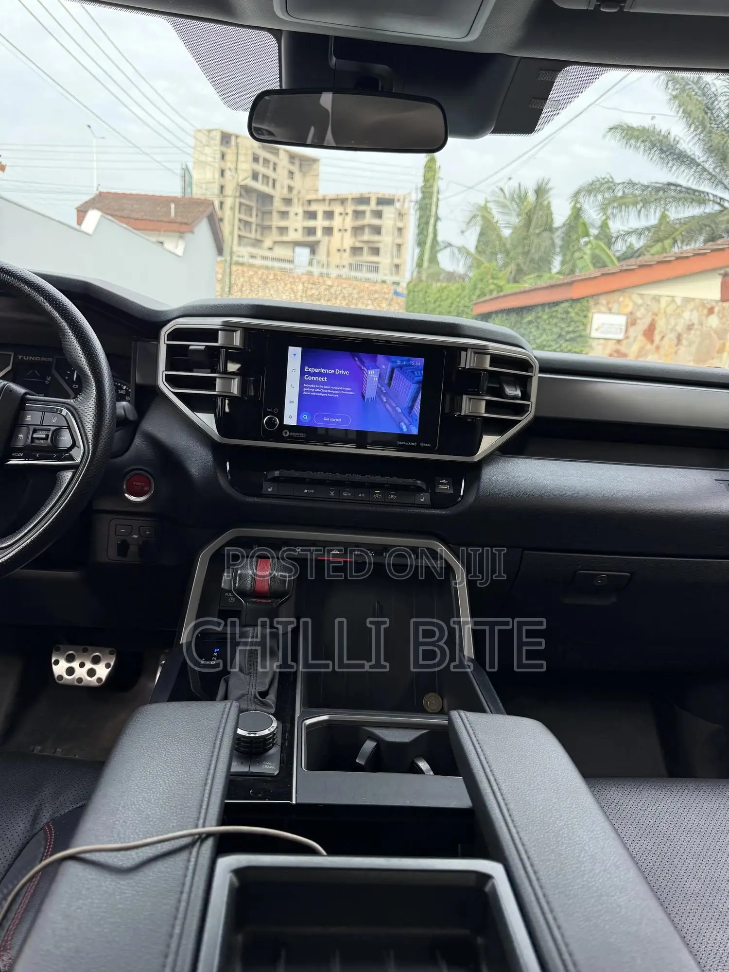 Toyota Tundra SR CrewMax 5.5' Bed 2023 White