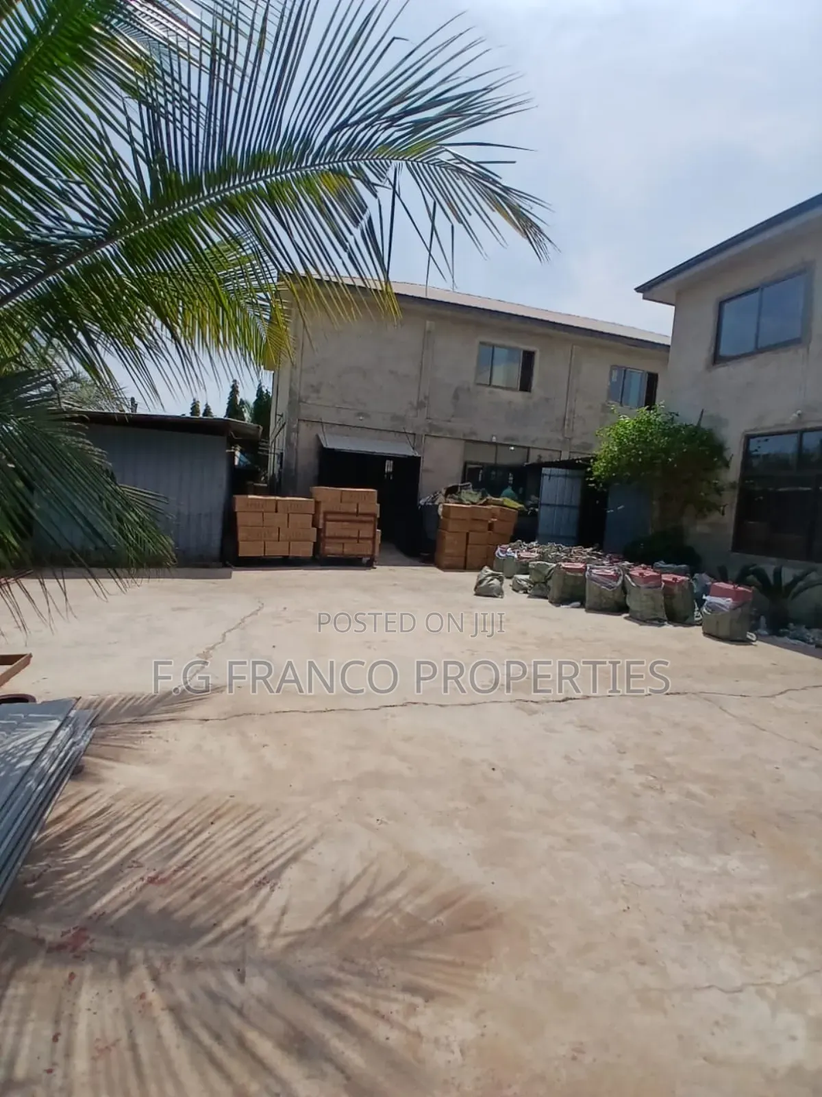 A40o Square Meters Warehouse for Sale at East Airport
