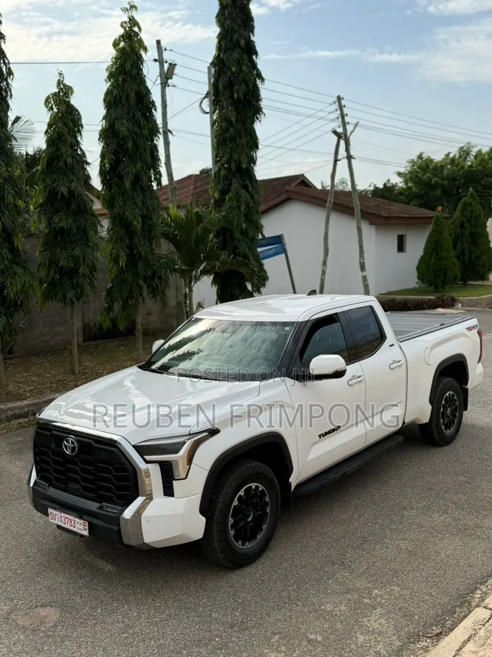 Toyota Tundra SR5 CrewMax 5.5' Bed 2024 White