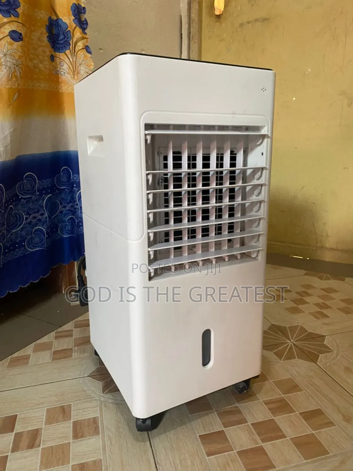 Feel Cool With Fast Cooling Air Cooler for Your Bedroom, Store