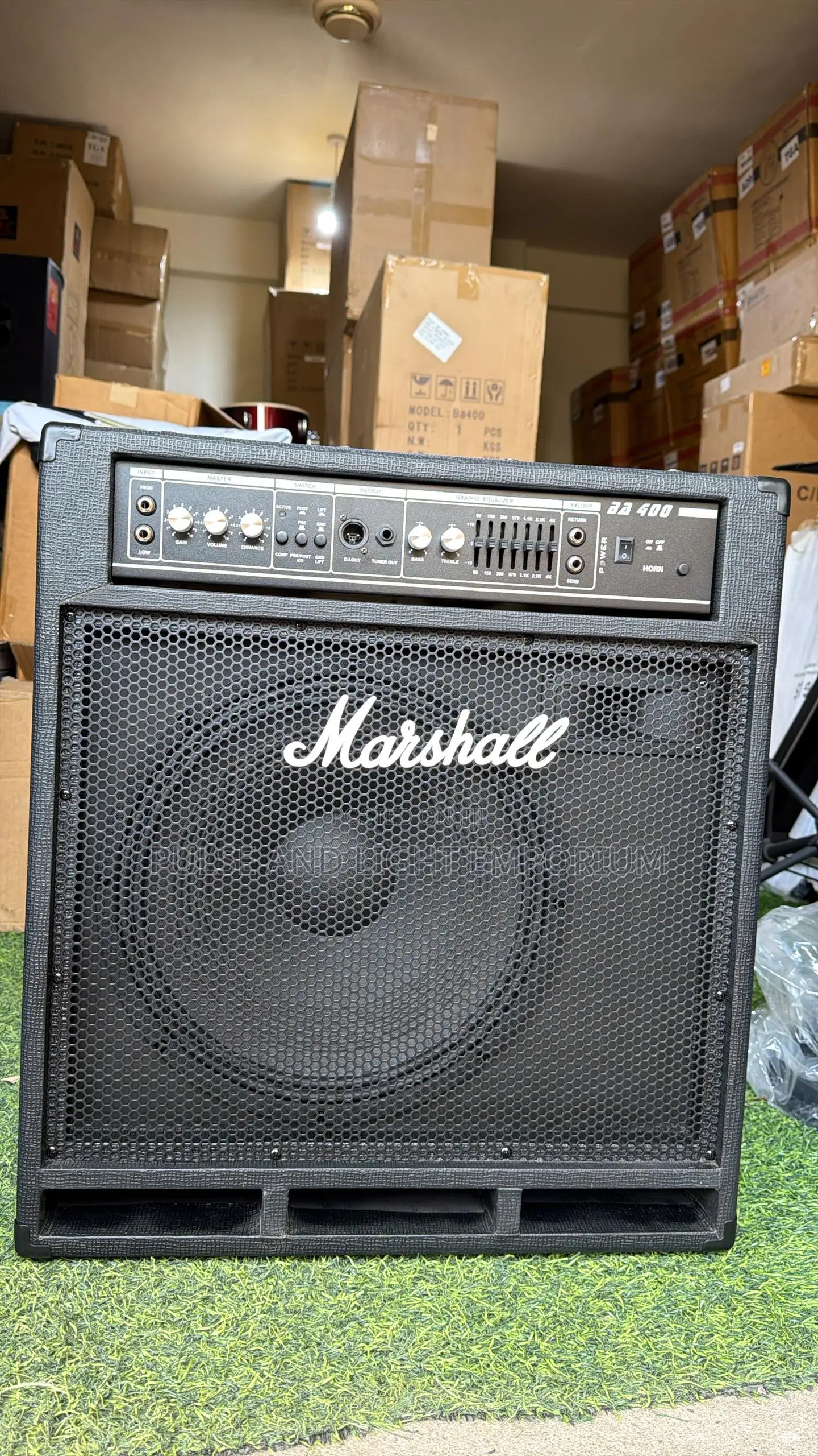 Marshall Ba400 Bass Guitar Combo