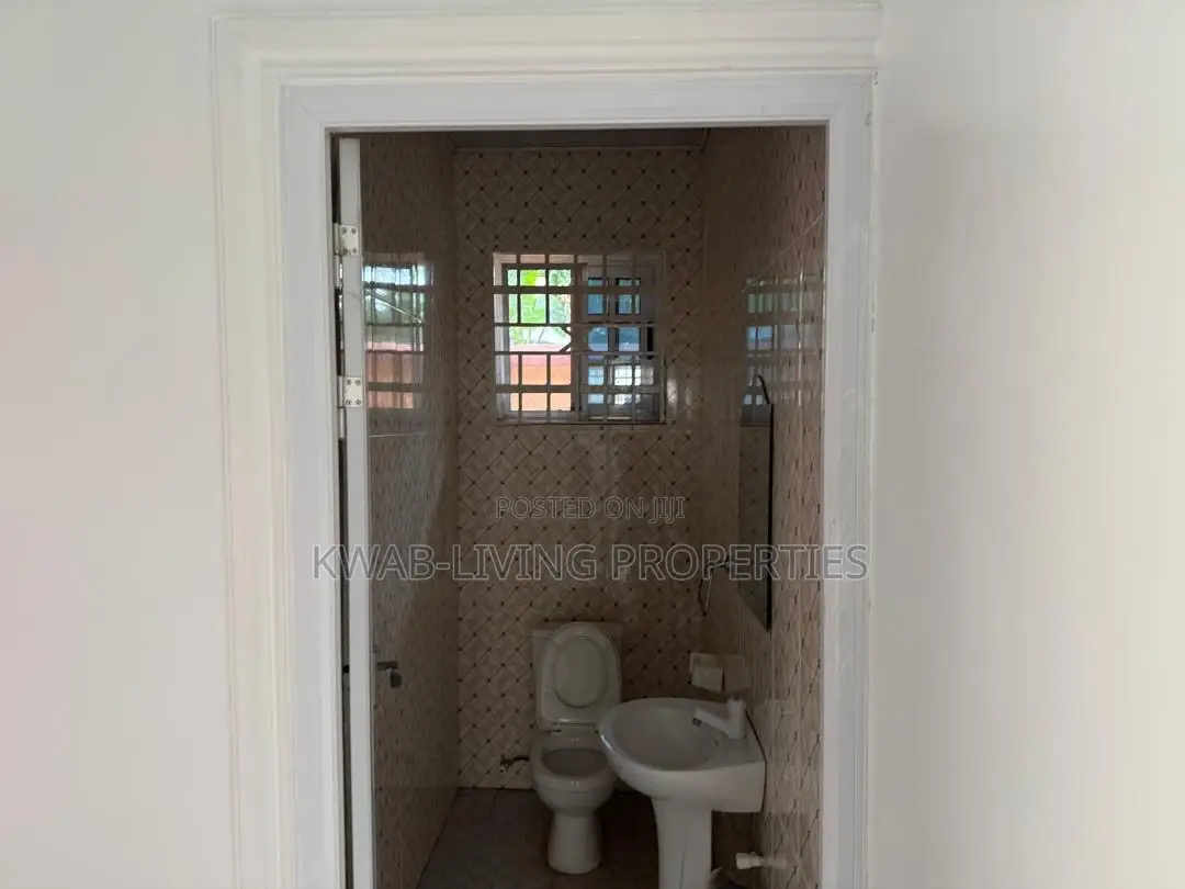 3bdrm House in Oyarifa for rent