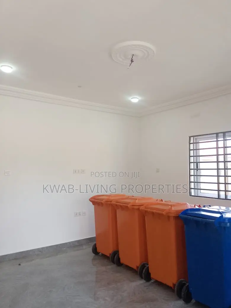 1bdrm Apartment in Oyarifa for rent