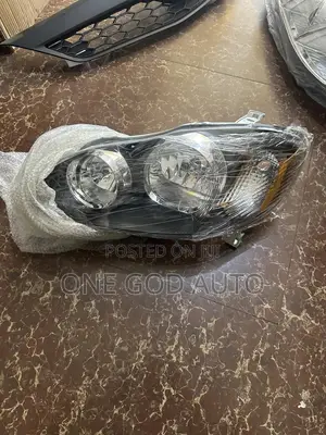 Toyota Corolla 2003,2004,2005,2006,2007,2008 Headlight