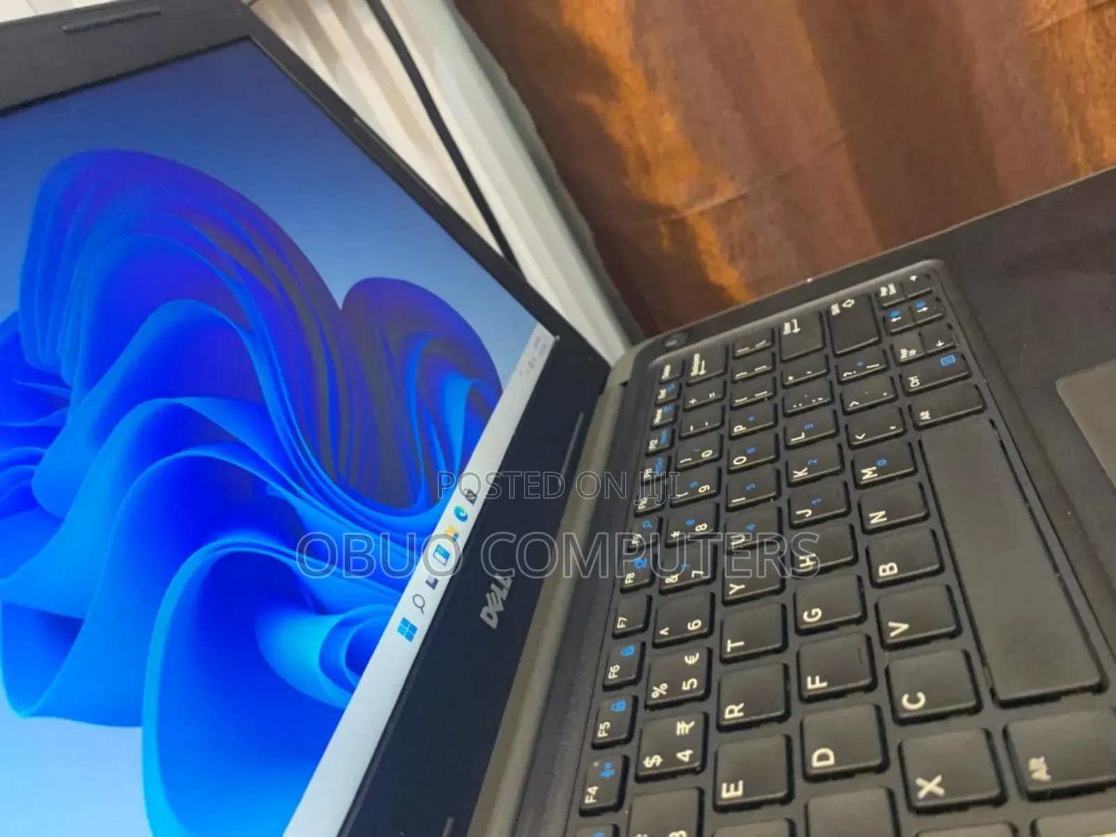Laptop Dell Latitude 3380 4GB Intel SSD 128GB