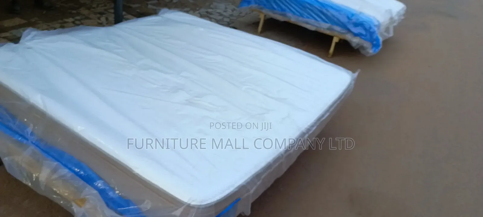 Lovely King Size Mattrese Available as Sen