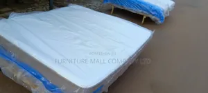 Lovely King Size Mattrese Available as Sen