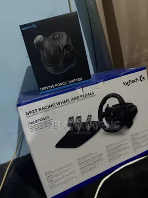 Logitech G923 Racing Wheel and Pedals Plus Driving Force Shifter