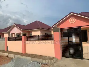 3bdrm House in Tema Community 25 for sale