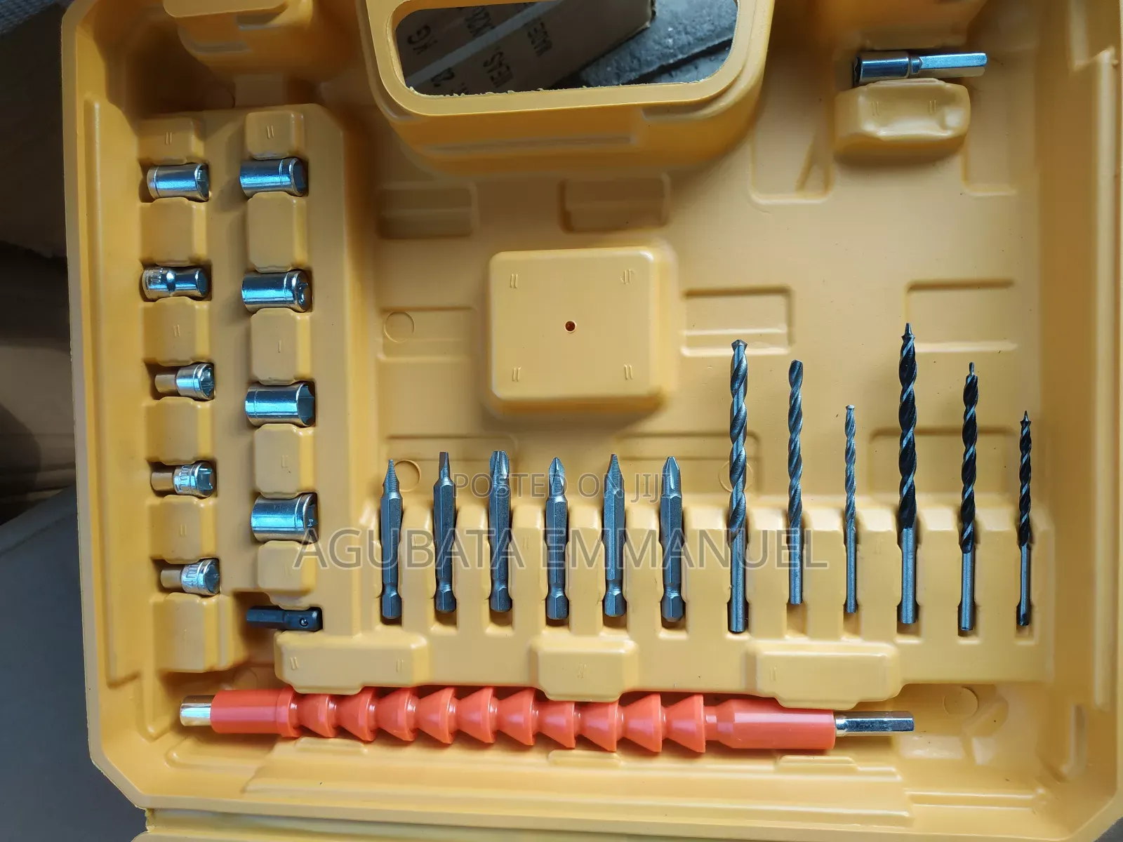Chargeable Drilling Machine