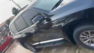 Toyota Land Cruiser Prado 2015 Black