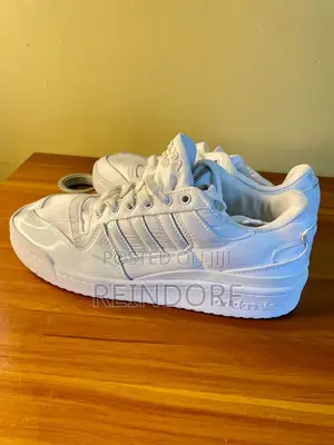 Adidas Sneaker, Classic Never Fades