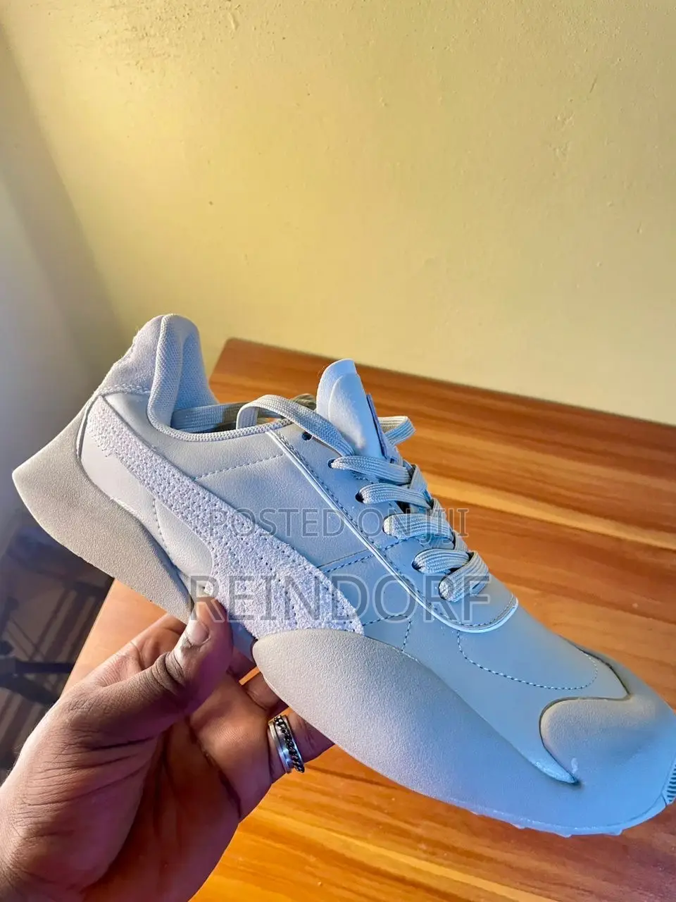 Puma Sneakers
