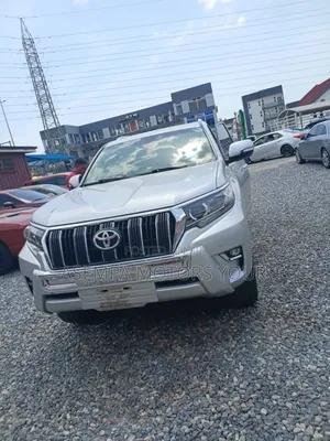 Toyota Land Cruiser Prado 2.7 2019 Silver