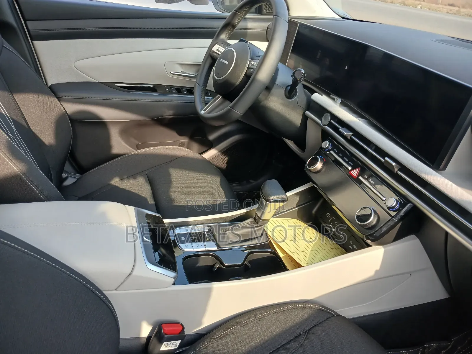 New Hyundai Tucson SE 2024 White