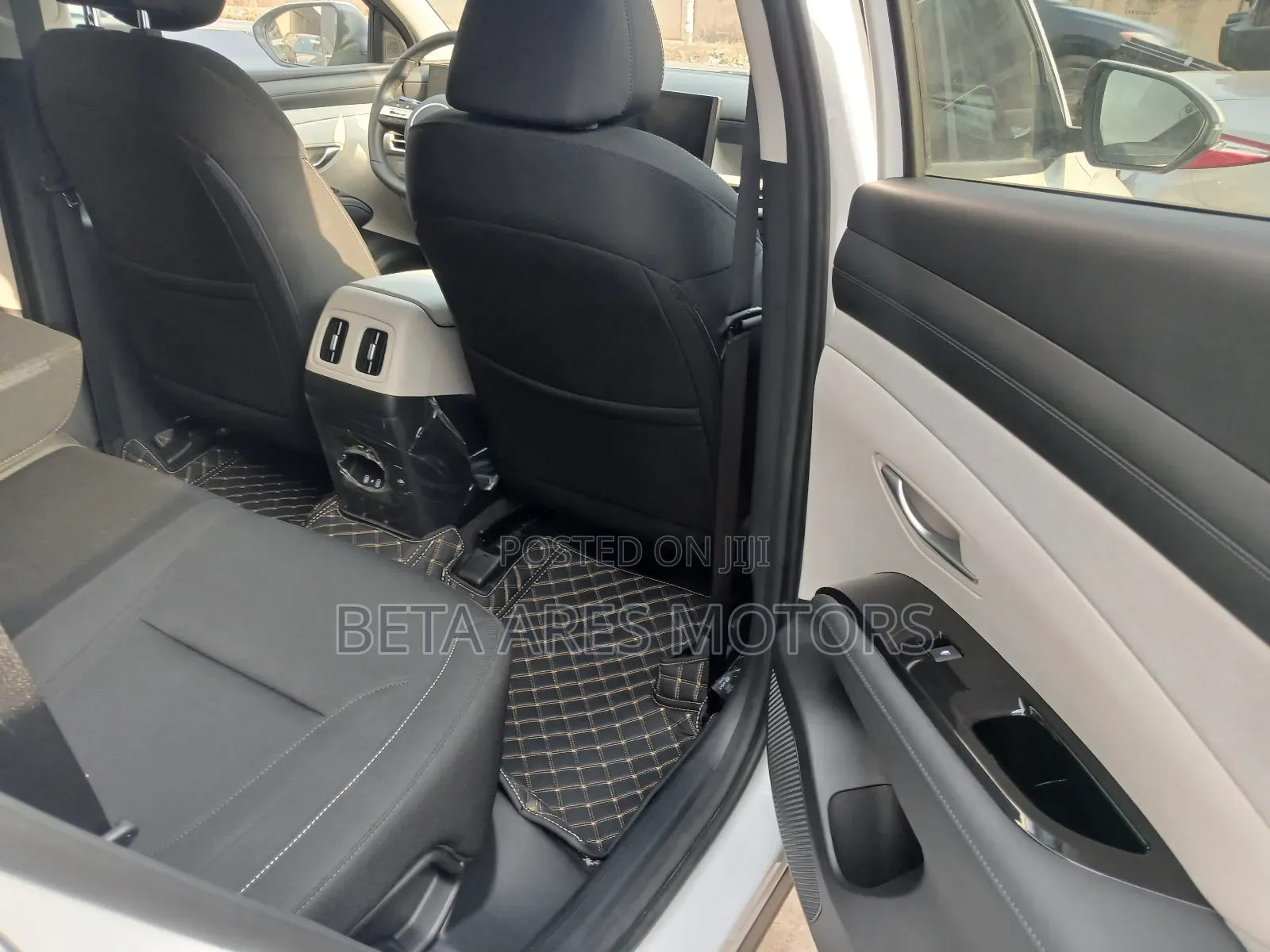 New Hyundai Tucson SE 2024 White
