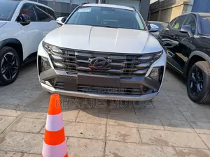 New Hyundai Tucson SE 2024 White