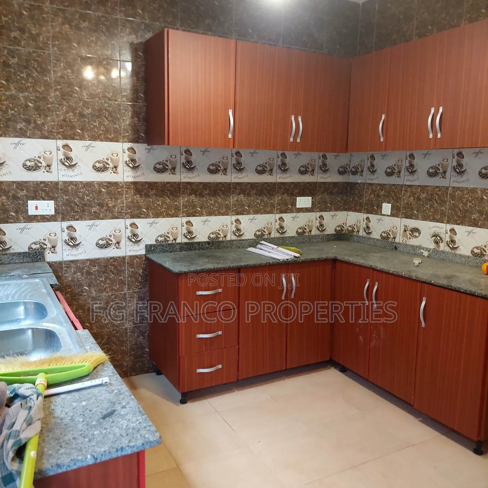 3bdrm House in Kg Franco Properties, Spintex for rent