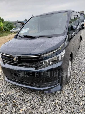 Toyota Voxy SV Premium 2014 Beige