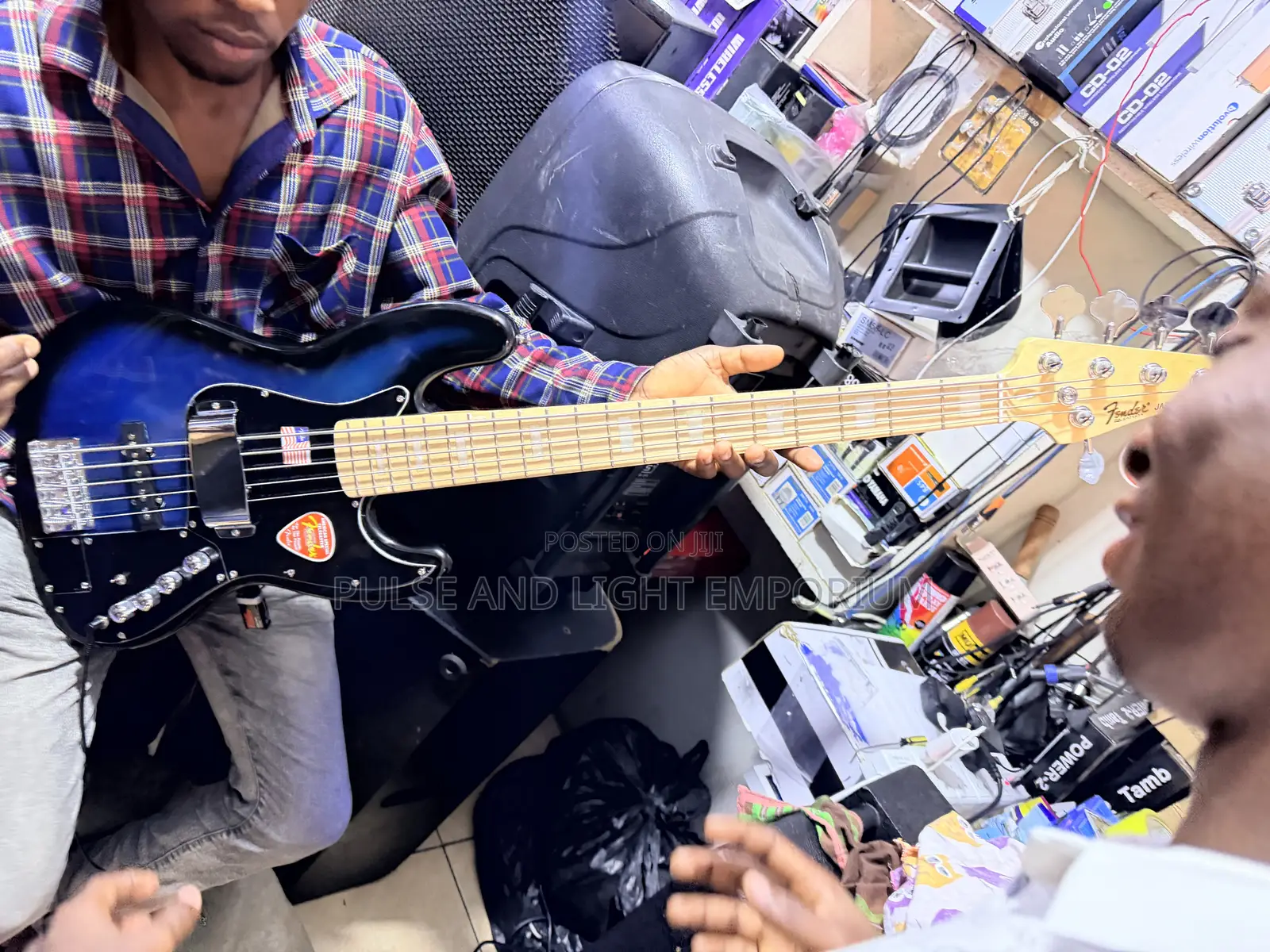 Fender Jazz Bass Active Guitar
